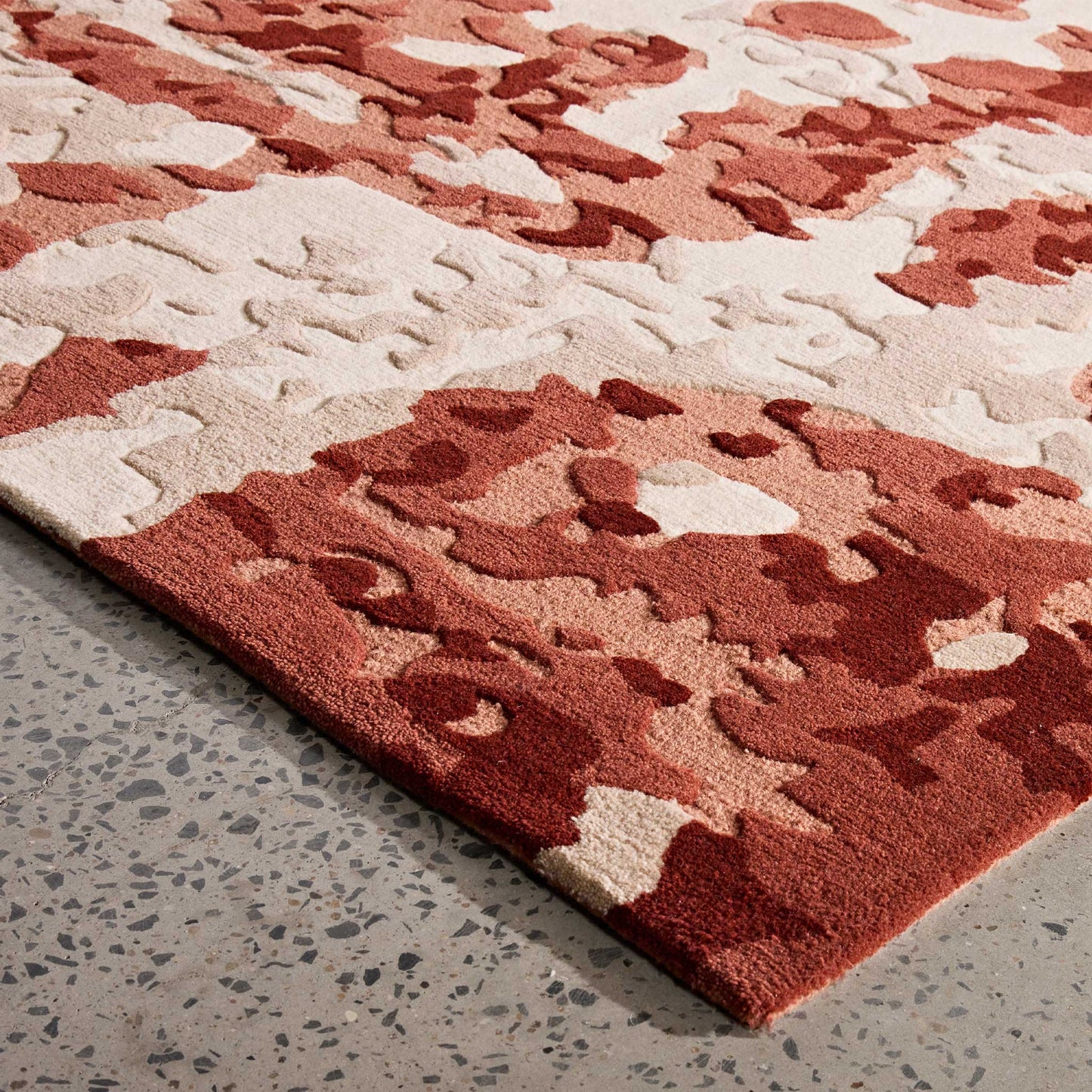 ORA Liquid - Tappeti Fine Handcrafted Rugs + Carpets