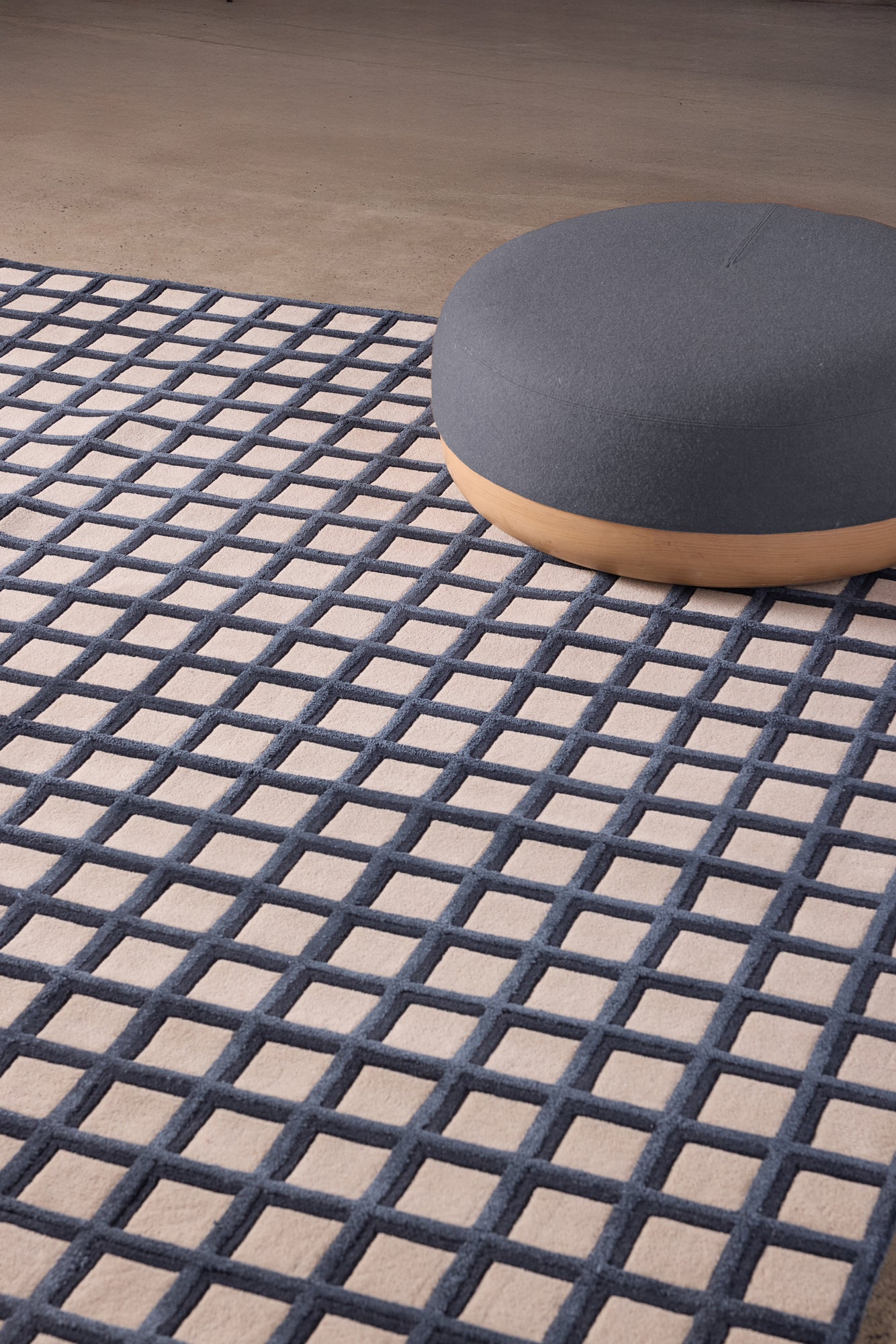 Ora Checkmate | Navy